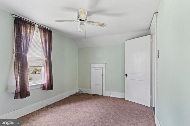 3513 BEAUFORT ST, Harrisburg, PA 17111