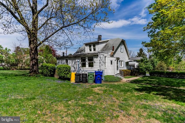 3513 BEAUFORT ST, Harrisburg, PA 17111