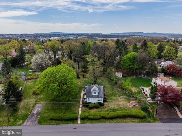 3513 BEAUFORT ST, Harrisburg, PA 17111