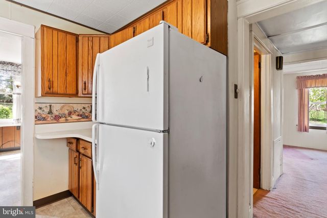 3513 BEAUFORT ST, Harrisburg, PA 17111