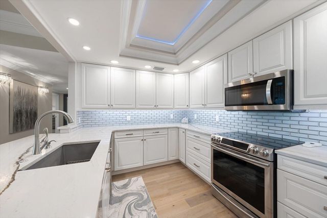 6 BELLEVIEW BOULEVARD 608, Belleair, FL 33756