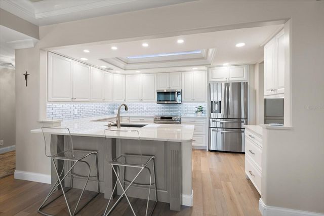 6 BELLEVIEW BOULEVARD 608, Belleair, FL 33756