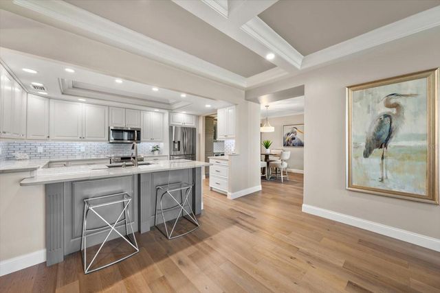 6 BELLEVIEW BOULEVARD 608, Belleair, FL 33756