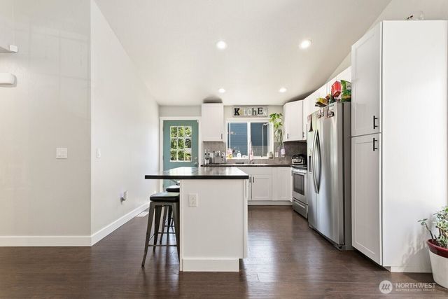 22919 SE 283rd Street, Maple Valley, WA 98038