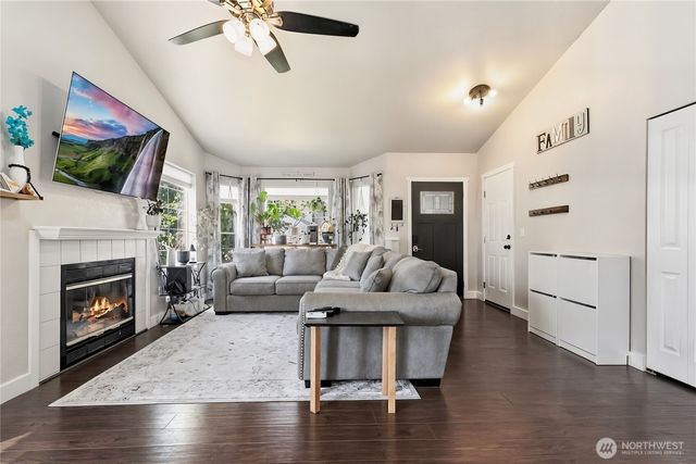 22919 SE 283rd Street, Maple Valley, WA 98038