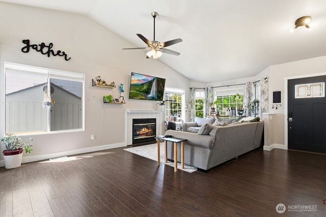 22919 SE 283rd Street, Maple Valley, WA 98038
