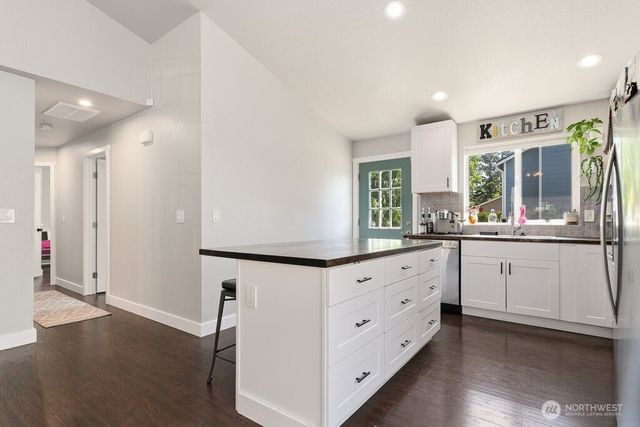 22919 SE 283rd Street, Maple Valley, WA 98038
