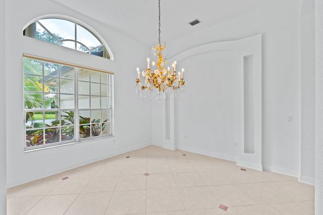 10251 N Lake Vista Circle, Davie, FL 33328