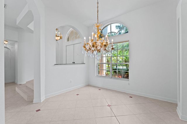 10251 N Lake Vista Circle, Davie, FL 33328
