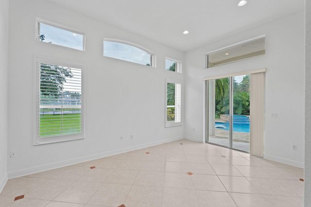 10251 N Lake Vista Circle, Davie, FL 33328