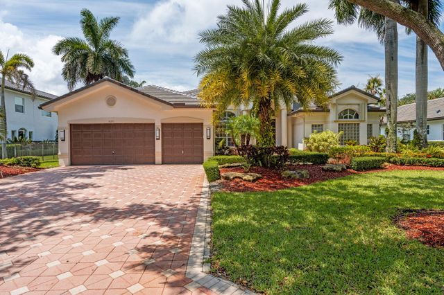 10251 N Lake Vista Circle, Davie, FL 33328