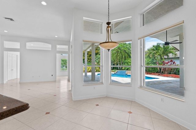 10251 N Lake Vista Circle, Davie, FL 33328