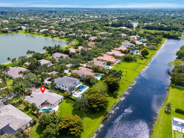10251 N Lake Vista Circle, Davie, FL 33328