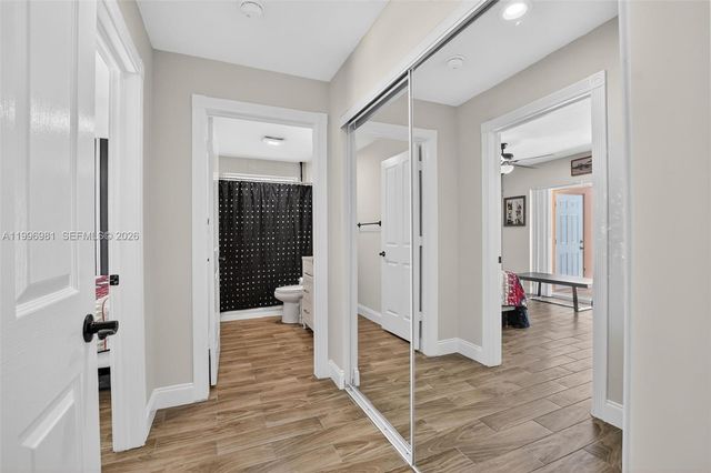 102 Sun Terrace Court, Palm Beach Gardens, FL 33403