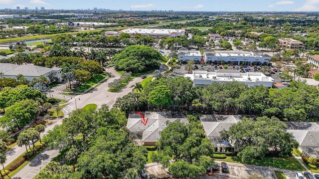 102 Sun Terrace Court, Palm Beach Gardens, FL 33403