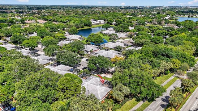 102 Sun Terrace Court, Palm Beach Gardens, FL 33403