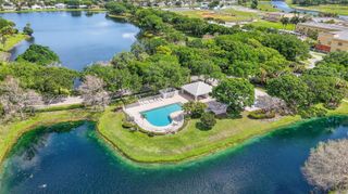 102 Sun Terrace Court, Palm Beach Gardens, FL 33403