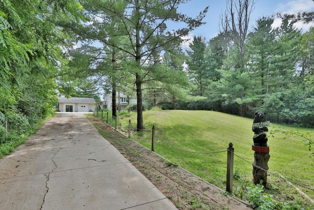 3071 Oasis Avenue N, Stillwater, MN 55082