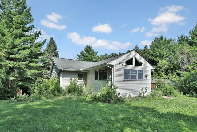 3071 Oasis Avenue N, Stillwater, MN 55082