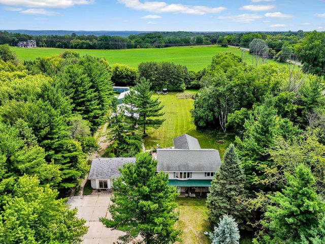 3071 Oasis Avenue N, Stillwater, MN 55082