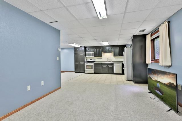3071 Oasis Avenue N, Stillwater, MN 55082