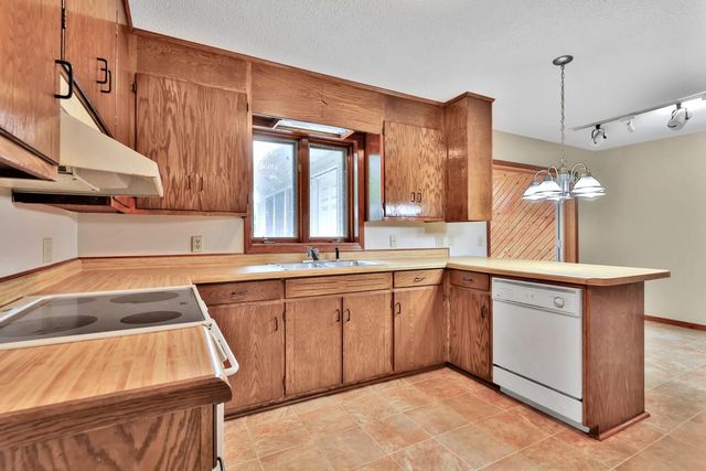 3071 Oasis Avenue N, Stillwater, MN 55082