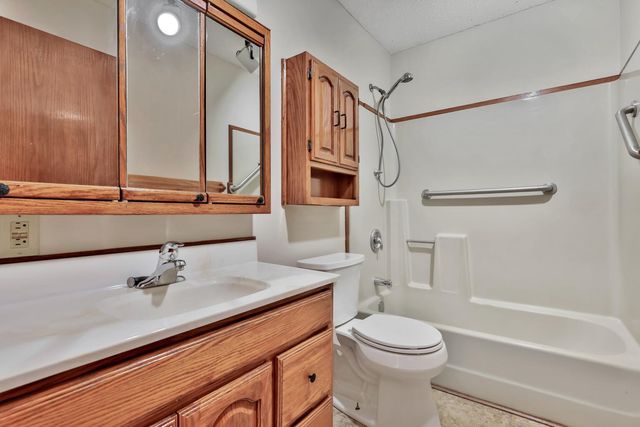 3071 Oasis Avenue N, Stillwater, MN 55082