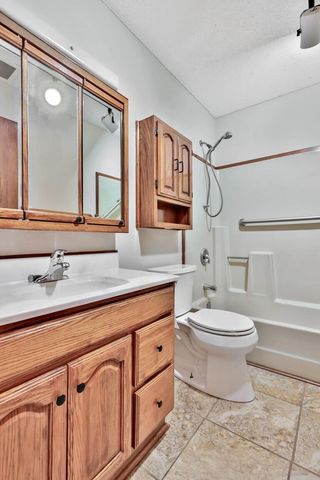 3071 Oasis Avenue N, Stillwater, MN 55082