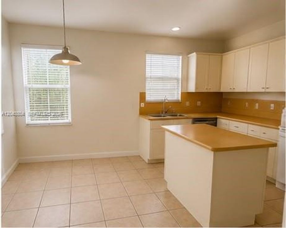 2150 Shoma Drive 226, Royal Palm Beach, FL 33414