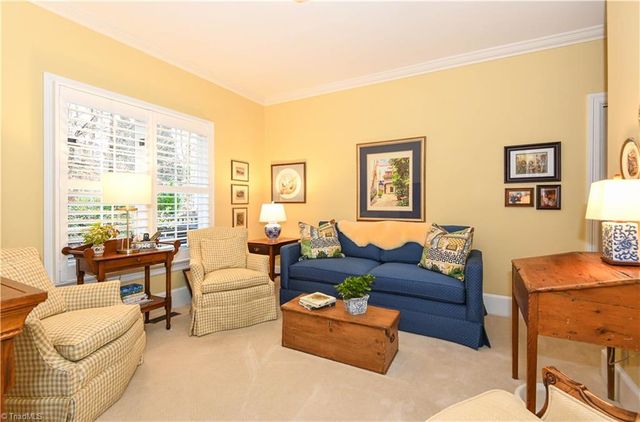 4 Sommerton Court, Greensboro, NC 27408