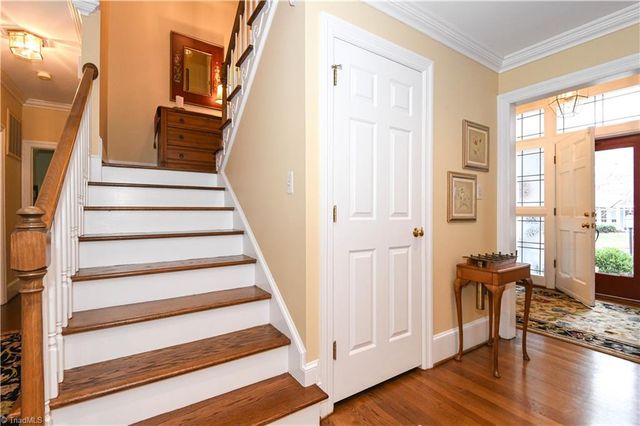 4 Sommerton Court, Greensboro, NC 27408