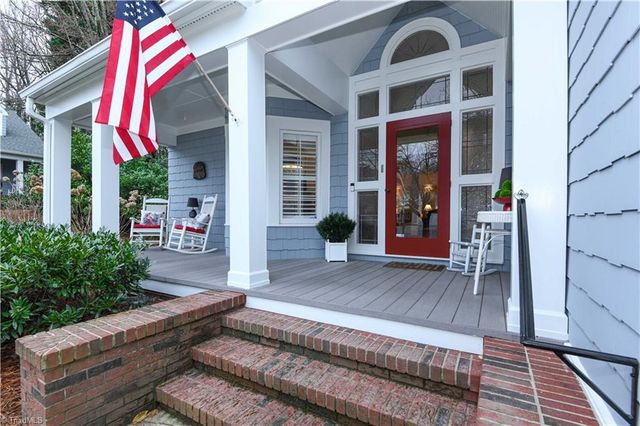 4 Sommerton Court, Greensboro, NC 27408