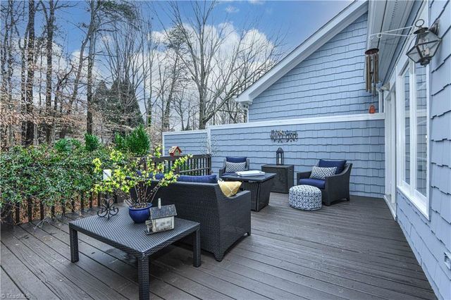 4 Sommerton Court, Greensboro, NC 27408