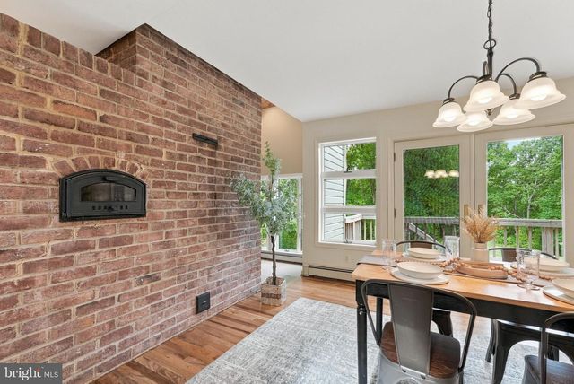 8423 LOCK LN, Warrenton, VA 20186