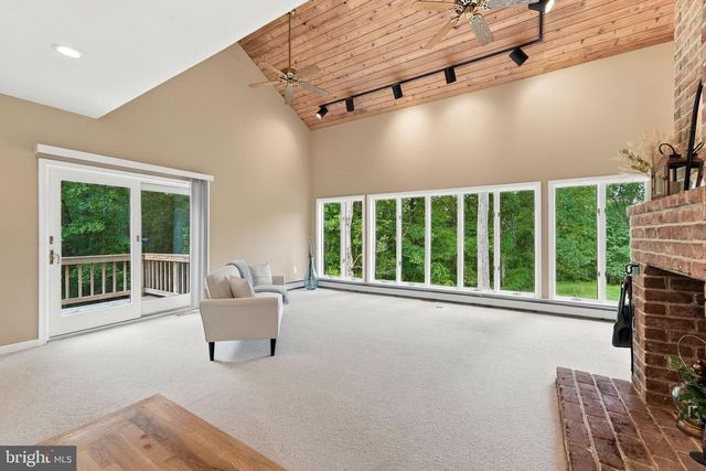 8423 LOCK LN, Warrenton, VA 20186