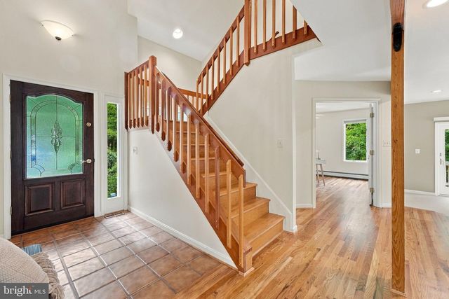 8423 LOCK LN, Warrenton, VA 20186