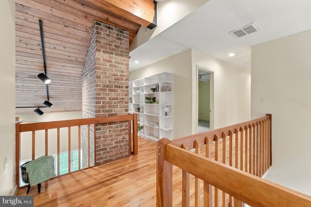8423 LOCK LN, Warrenton, VA 20186