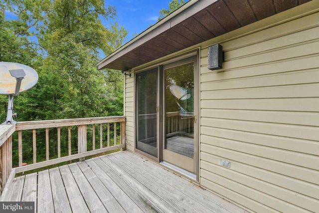 8423 LOCK LN, Warrenton, VA 20186