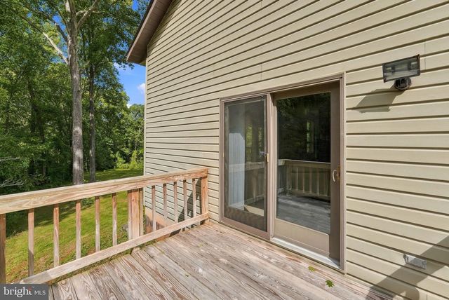 8423 LOCK LN, Warrenton, VA 20186