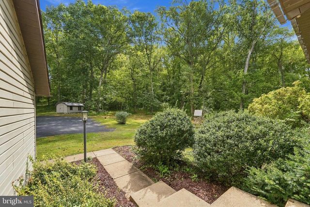 8423 LOCK LN, Warrenton, VA 20186