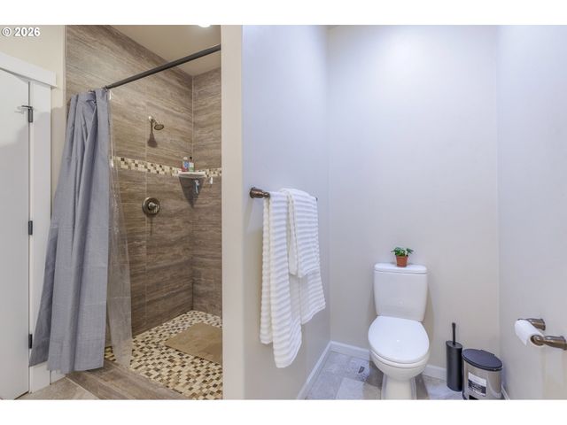 16802 PONY EXPRESS Way, Bend, OR 97707
