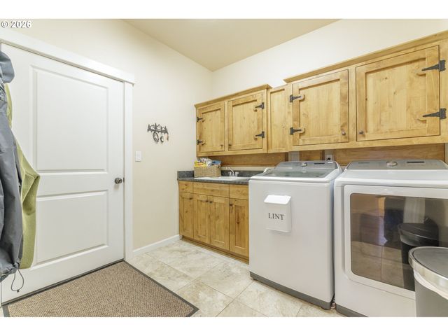 16802 PONY EXPRESS Way, Bend, OR 97707