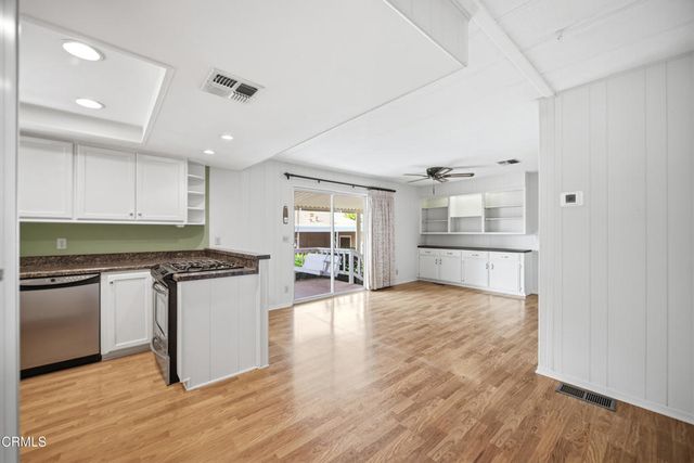 207 Caleta Drive 98, Camarillo, CA 93012