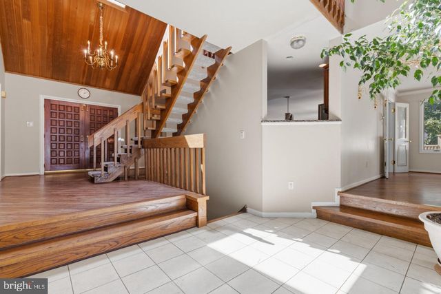 1983 MELMAR RD, Huntingdon Valley, PA 19006
