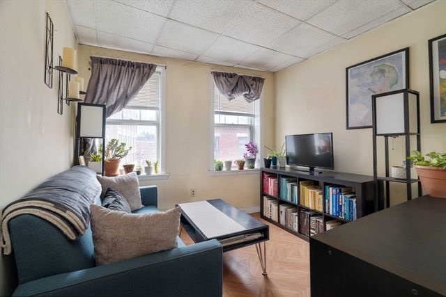 99 Prince Street 6, Boston, MA 02113