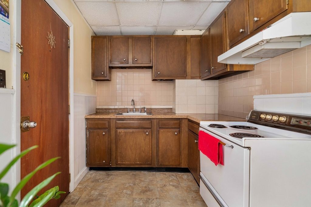 99 Prince Street 6, Boston, MA 02113