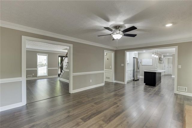 1140 Haverhill Trail, Lawrenceville, GA 30044