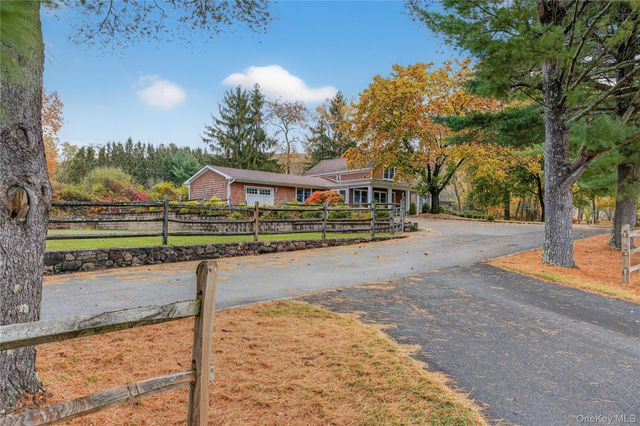 234 Hynes Road, Poughquag, NY 12570