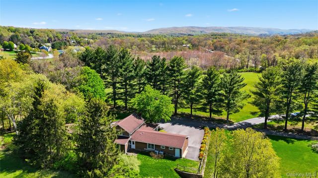 234 Hynes Road, Poughquag, NY 12570