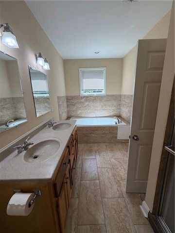 1903 Chattahoochee Place, Atlanta, GA 30344